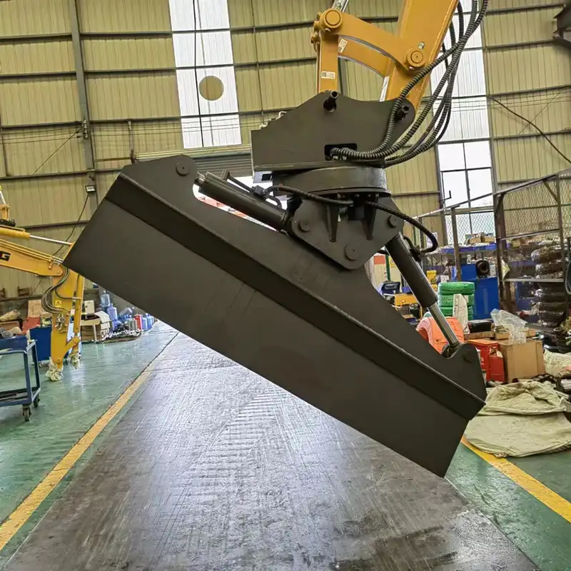 Is the slope cleaning machine compatible with international rail gauges?